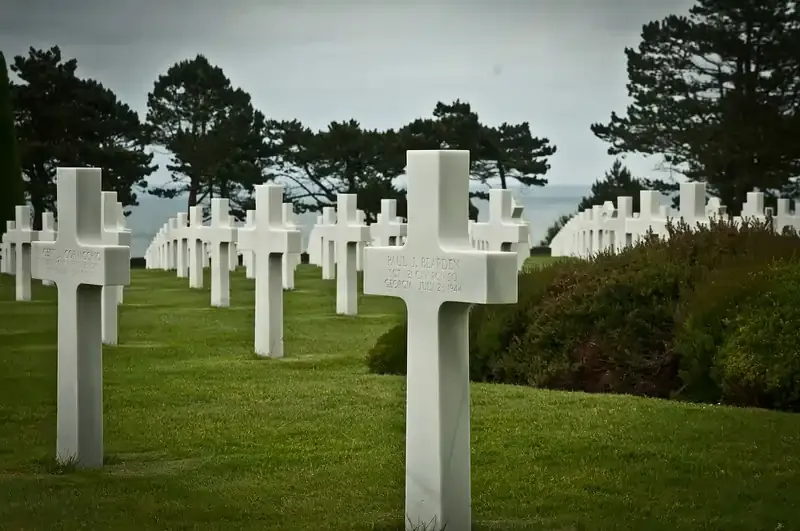 Rows of white crosses at the Normandy American Cemetery in Colleville-sur-Mer overlooking Omaha Beach, honoring soliders who died on D-Day.