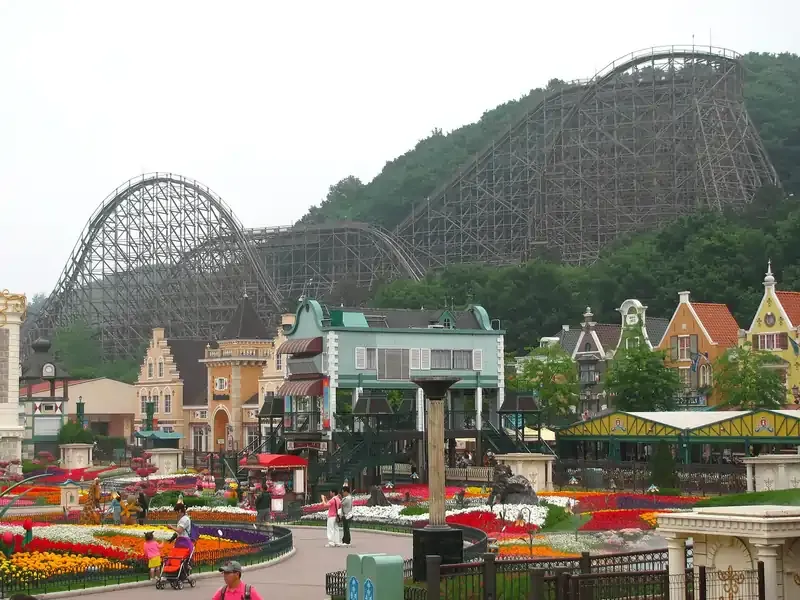 everland t-express