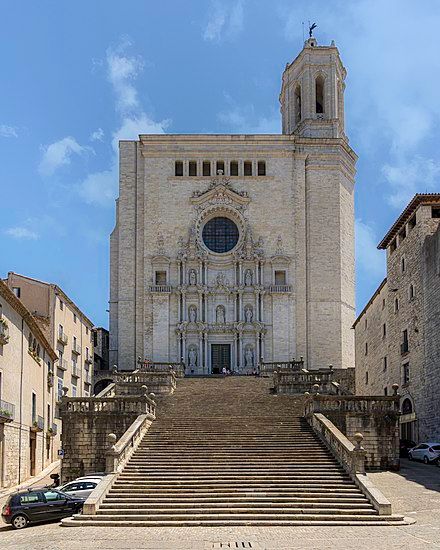 Girona_Cathedral_2020.jpg