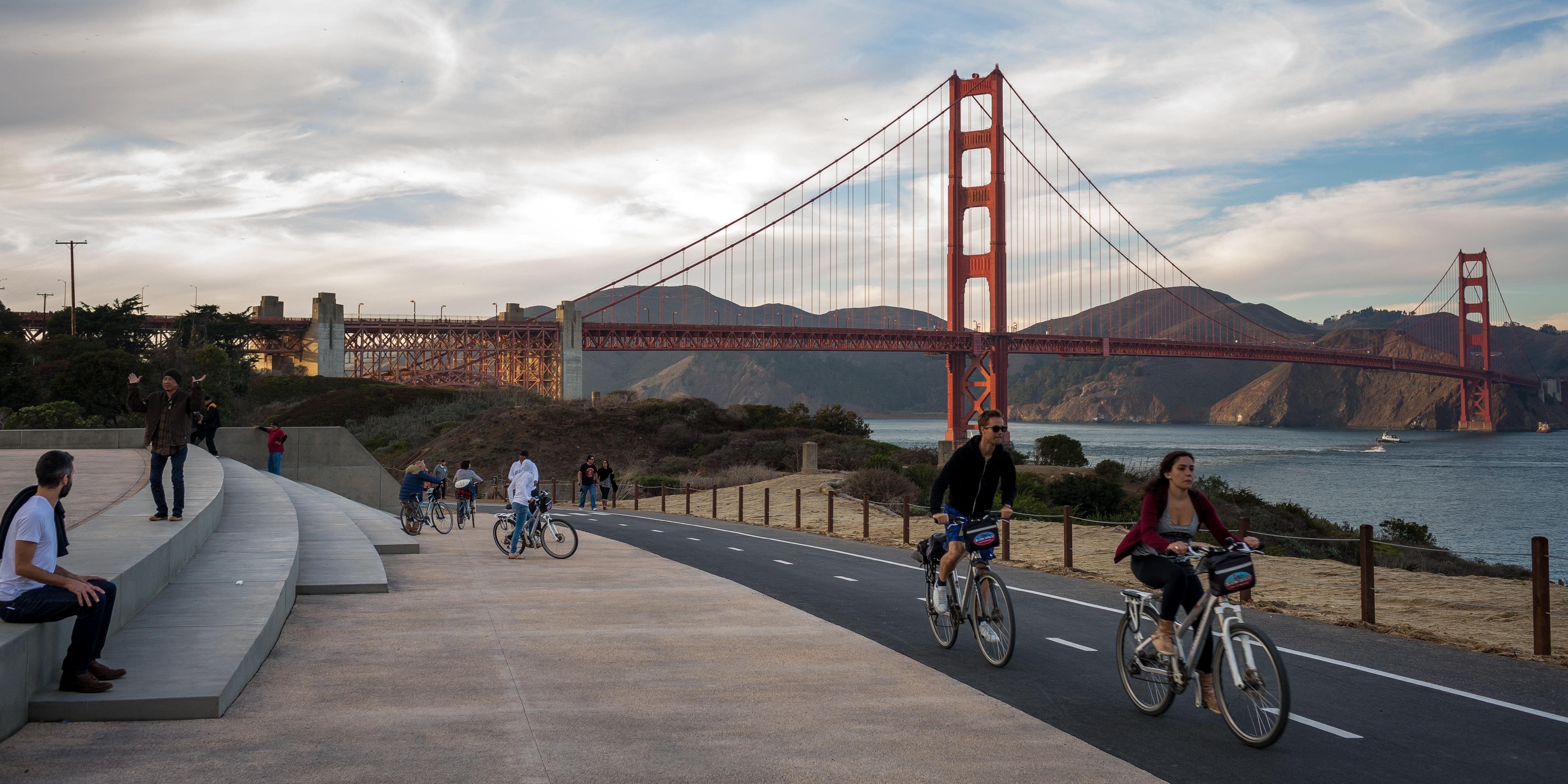 Bridge overlook off the Battery East Trail | Source: Golden Gate National Parks Conservancy