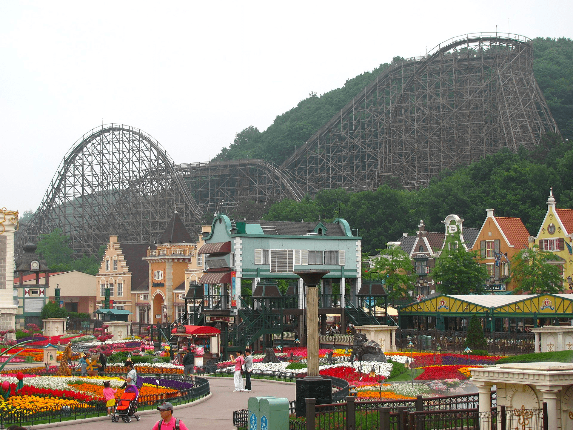 Source: https://www.flickr.com/photos/rollercoasterphilosophy/5895452279/