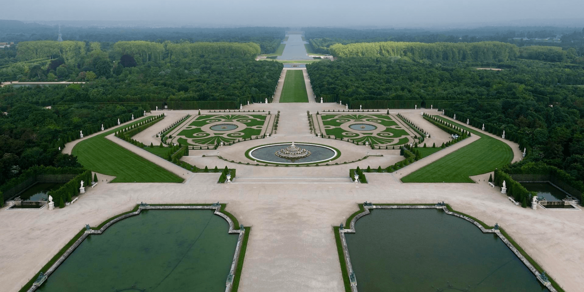 Source: Chateau Versailles 